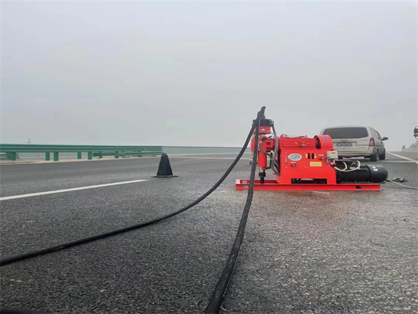 安岳马路路基路面开裂下沉注浆加固灌浆